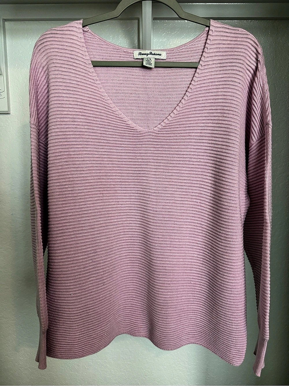 Tommy Bahama Sequin V-Neck Sweater in Pink, Size Large, Like New